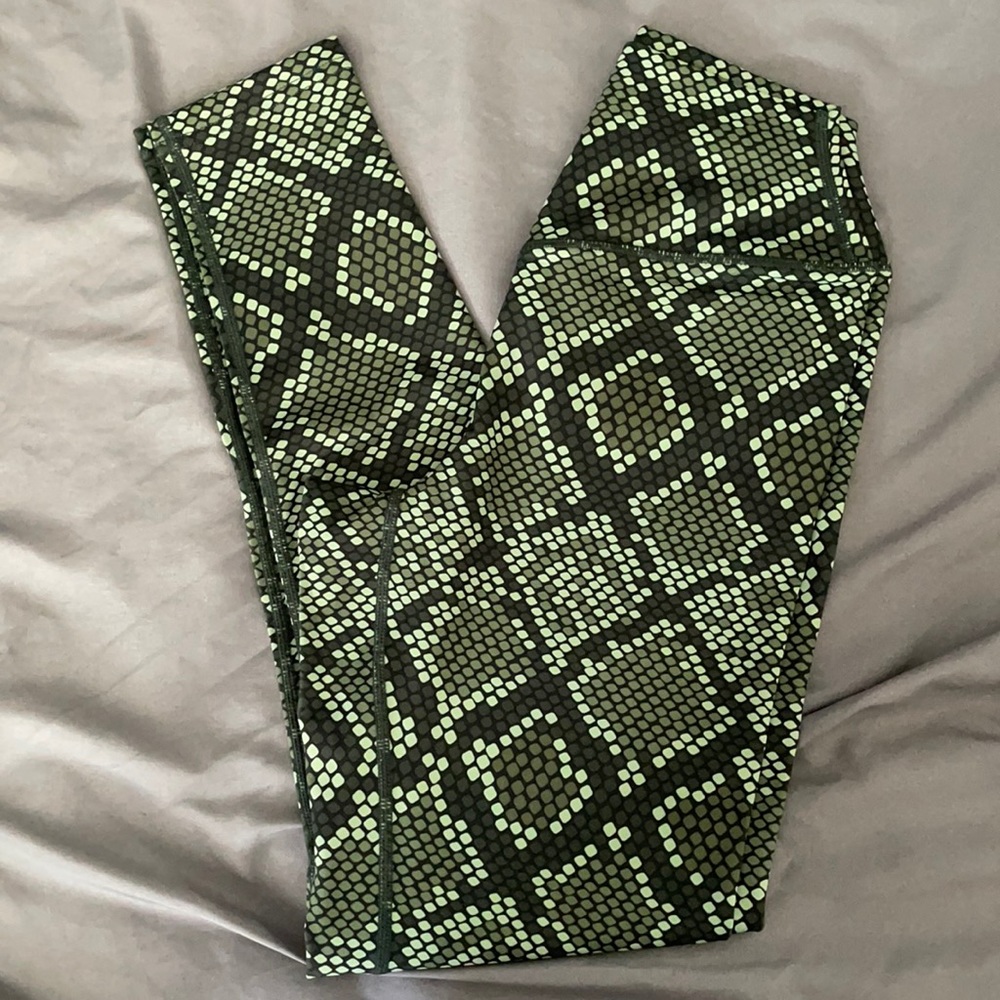Balance Athletica green viper leggings